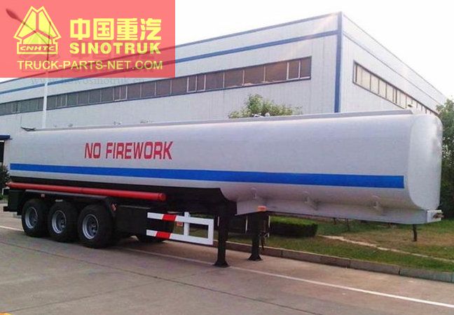 Tank transport Semi trailer (suitable for flammable liquids) Tank transport Semi trailer (suitable for flammable liquids)