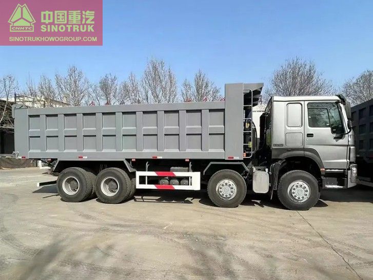 400hp 12 wheels Brand New Sinotruk Howo 8x4 Dump Truck 50tons with best price