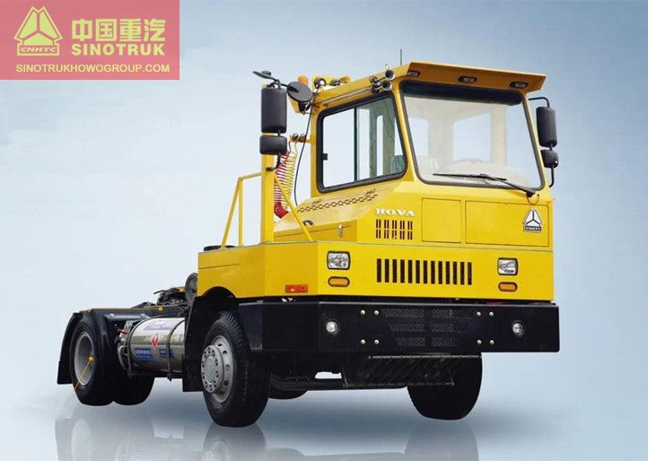 Sinotruk Hova Ternimal Low Speed Tractor Truck