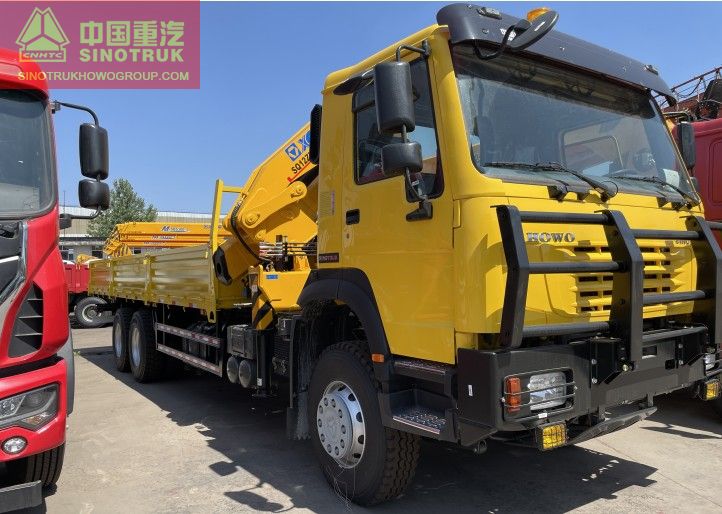 Sinotruk chassis XCMG crane price 8ton 10ton 16ton truck mounted telescopic boom crane for sale