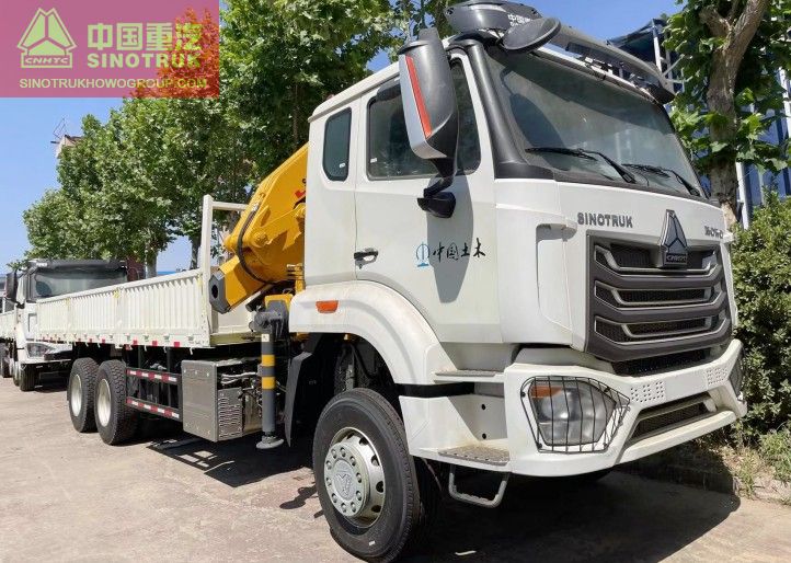8T 10T 12T Sinotruk hohan 6×4 crane truck