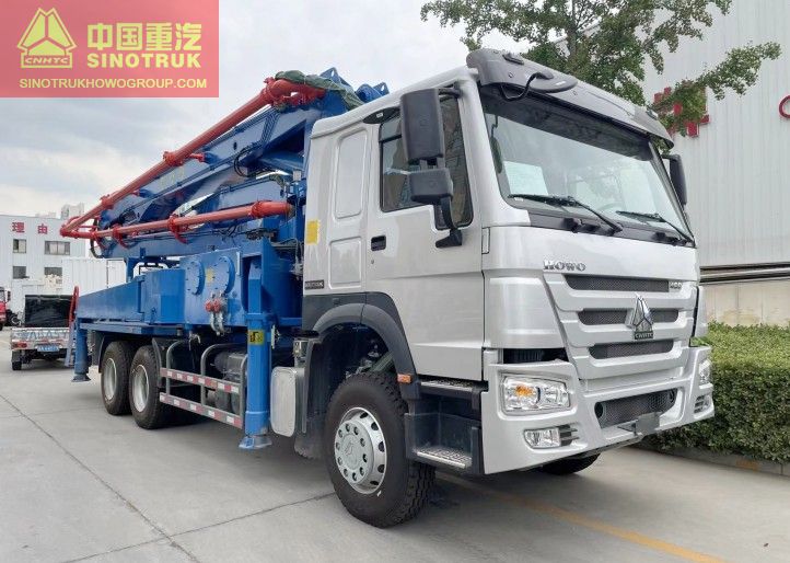 SINOTRUK HOWO 25m 30m 33m 37m 38m 42m 47m 56m 63m Concrete Pump Truck