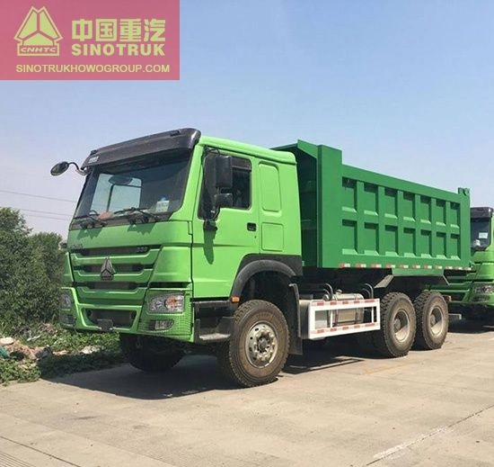 truck with side loading