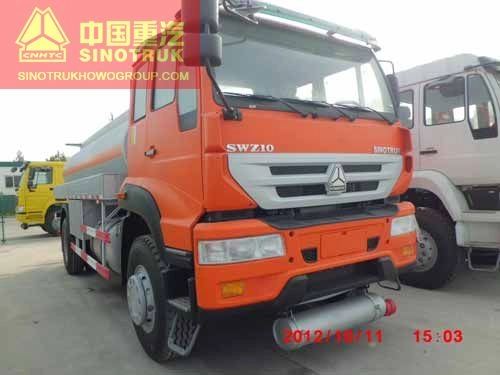 semi truck fuel capacity