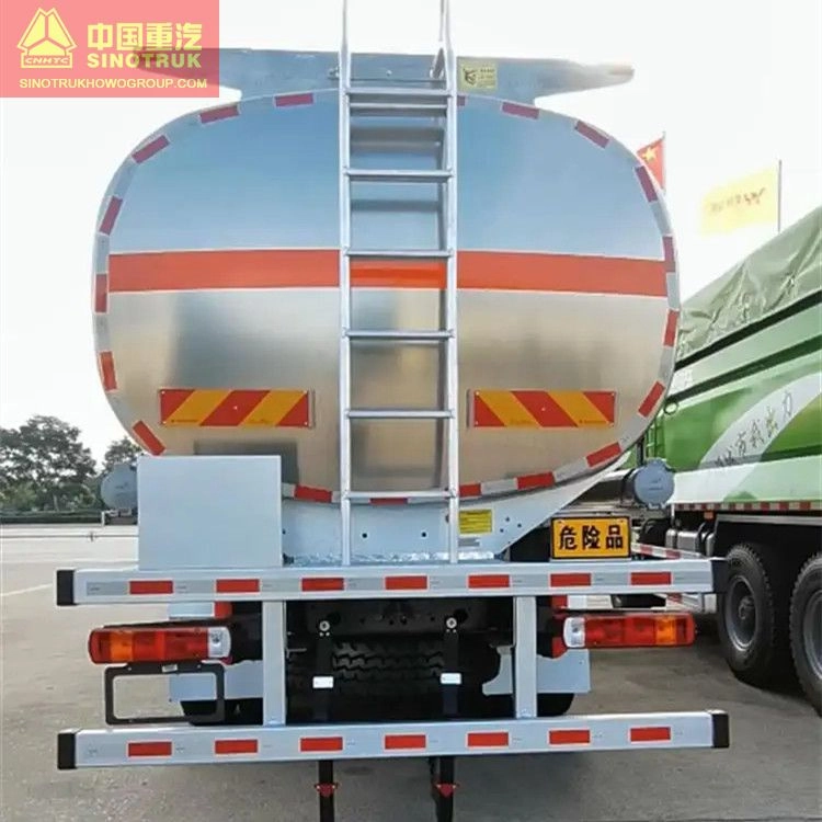 tri axle semi